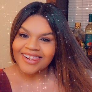 Meet your Posher, Jennie